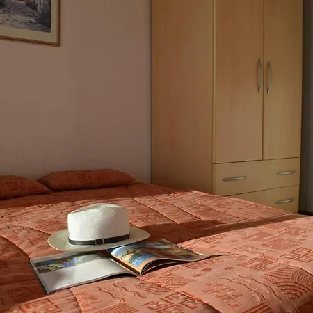 Apartment Lv280-c303 4 Couchages *